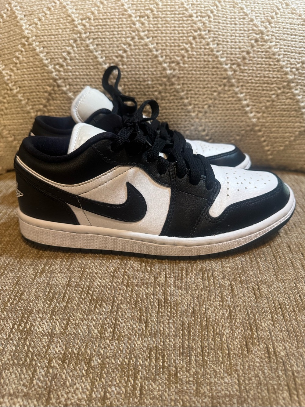 Women’s Air Jordan 1 Low Panda SIZE 6.5